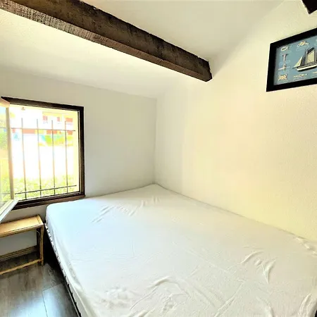 Villa Maison Front De Avec Terrasse Grazel - Gn210-027